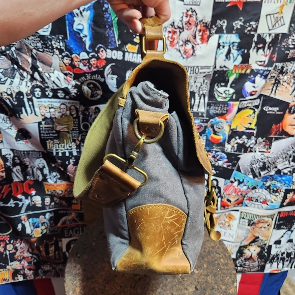 🔥WOWBOX CANVAS & LEATHER MESSENGER BAG🔥 - Picture 14 of 17